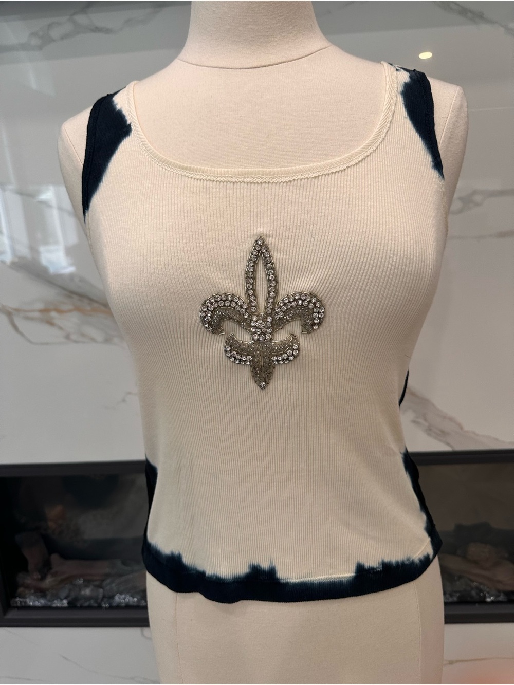 Fitigues NWT Embellished Fleur de Lis Ivory Tank Top with Navy Accents